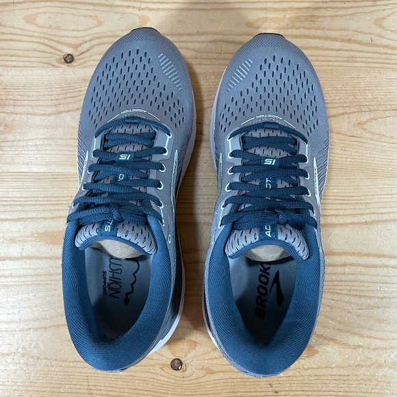 Brooks Addiction GTS 15 Running Shoes Women’s 9 B Gray Navy White 1203521B099 - Picture 3 of 9